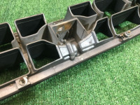 フロントグリル SUBARU LANCASTER OEM 91121AE190 BHE BH9 2000 white 07C