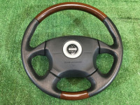 พวงมาลัย MOMO с подушкой 34311AE110, 98211AE040ML SUBARU LANCASTER