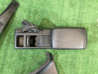 Бардачок подлокотник SUBARU OUTBACK OEM 92111AG200JC BPE BP9 BP5 2005 gold 39J