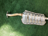ท่อไอเสียท่อนกลาง SUBARU OUTBACK OEM 44200AG050 BPE BP9 BP5 2005 EZ30