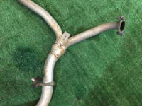 ท่อไอเสียท่อนกลาง SUBARU OUTBACK OEM 44200AG050 BPE BP9 BP5 2005 EZ30