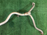 ท่อไอเสียท่อนกลาง SUBARU OUTBACK OEM 44200AG050 BPE BP9 BP5 2005 EZ30