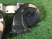 Bocinas SUBARU OUTBACK OEM 86012AG020, 86012AG030 BP5 BL5 BLE BPE BL9 BP9 2005 EZ30