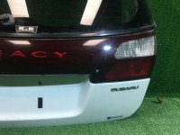 バックドア SUBARU LANCASTER OEM 60800AE040, 63011AE020, 84251AE060 BH9 BHE BH5 1999 white / grey 8K2