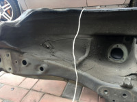 Guarda-lamas traseiro esquerdo SUBARU FORESTER OEM 51402FC052 SF5 SF9 2000 black 47A