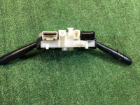 Блок подрулевых переключателей SUBARU FORESTER OEM 83111FC410 SF5 2000 EJ201