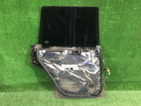 Porta traseira esquerda SUBARU FORESTER OEM 61401FC013 SF5 SF9 2000 black 47A