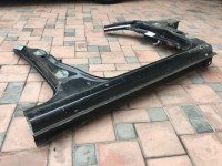 ชายล่างตัวถังขวา SUBARU FORESTER OEM 51402FC061 SF5 SF9 2000 black 47A