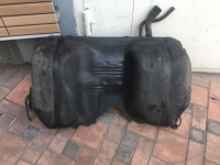 燃料タンク SUBARU FORESTER OEM 42120FC070 SF5 SF9 2000 EJ201