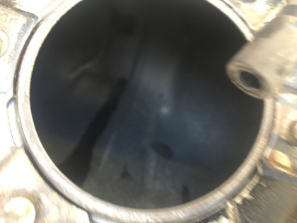 燃料タンク SUBARU FORESTER OEM 42120FC070 SF5 SF9 2000 EJ201