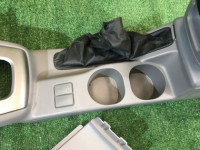 グローブボックス・アームレスト высокий SUBARU FORESTER OEM 92173SA000ND, 92113FE100ND, 92114SA040ND, 92136FE000ND SG5 SG9 SG 2005 48W