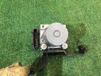 กล่อง ABS SUBARU FORESTER OEM 27594SA070 SG5 2005 EJ205