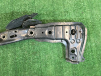คานรับช่วงล่างหน้าขวา SUBARU FORESTER OEM 50515SA020 SG5 SG9 2005 EJ205