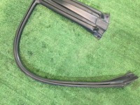 Borracha da porta esquerda SUBARU FORESTER OEM 63521SA010, 63563SA010 SG5 SG9 2005 48W