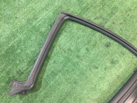 Right door seal SUBARU FORESTER OEM 63521SA000, 63563SA000 SG5 SG9 2005 48W