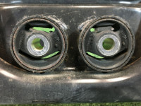 Travesaño trasero SUBARU LEGACY OEM 20152AG000 BLE BPE BP5 BL5 BP9 2004 EZ30