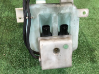 Depósito do lava-vidros SUBARU LEGACY OEM 86631AG000, 86611AG010, 86611AG000, 86611AG000 BLE BPE BP5 BL5 2004 EZ30