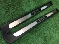 Frisos das embaladeiras SUBARU LEGACY OEM 94060AG170, 94060AG180 BLE BL5 BL9 2004 grey 45A