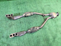 ท่อร่วมไอเสีย Штаны 44620AA180, 44620AA170 SUBARU LEGACY