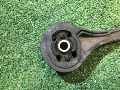Upper gearbox mount SUBARU FORESTER OEM 41040AE010 SG5 SG9 SG 2006 EJ205
