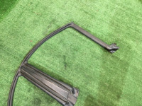 左ドアウェザーストリップ SUBARU FORESTER OEM 63521SA010, 63563SA010 SG5 SG9 SG 2006 black 32J