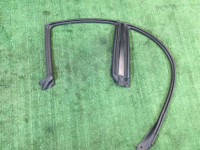 ยางขอบประตูขวา 63521SA000, 63563SA000 SUBARU FORESTER