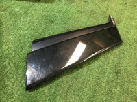 Friso do vidro esquerdo 65240SA170VW SUBARU FORESTER