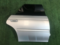 ประตูหลังขวา 61400AC300 SUBARU LEGACY