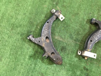 Brazos de suspensión delanteros SUBARU LEGACY OEM 20200AA200, 20200AA210, 20201FA070, 20201FA080 BG5 BD5 1997 EJ20H