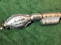 Secção central do escape SUBARU LEGACY OEM 44200AC000 BG5 BD5 1997 EJ20H