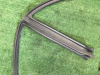 Borracha da porta direita SUBARU LEGACY OEM 62710AC100 BG9 BG5 1997 Silver 406