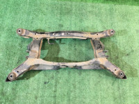 Travesaño trasero SUBARU LANCASTER OEM 20152AE000 BH9 BHE BH5 BE5 BE9 BEE 2000 EJ254