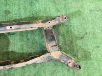 Travesaño trasero SUBARU LANCASTER OEM 20152AE000 BH9 BHE BH5 BE5 BE9 BEE 2000 EJ254