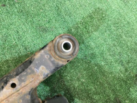 Travesaño trasero SUBARU LANCASTER OEM 20152AE000 BH9 BHE BH5 BE5 BE9 BEE 2000 EJ254