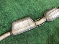 ท่อไอเสียท่อนกลาง SUBARU LANCASTER OEM 44200AE050 BH9 BE9 2000 EJ254
