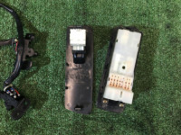 กล่องควบคุมกระจกไฟฟ้า SUBARU FORESTER OEM 83081FC020, 83081FC030, 83081FC060, 83081FC070 SF5 SF9 1998 EJ20G