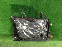 Porta dianteira esquerda SUBARU FORESTER OEM 61101FC002 SF5 SF9 1998 Black 47A