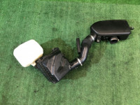 กล่องกรองอากาศ Свап 14457AA390, 14435AA110, 46052AG000, 46052AG051 SUBARU IMPREZA