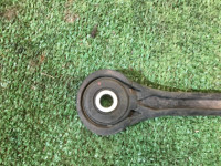 变速箱上支座 SUBARU IMPREZA OEM 41040FE000 GE7 GE2 GE3 GE6 GH2 GH3 GH8 GH6 2008 EJ203