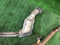 Катализатор гусь SUBARU FORESTER OEM 44200SA010, 44102FE010 SG5 SG 2002 EJ205