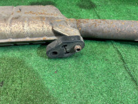 ท่อไอเสียท่อนกลาง SUBARU FORESTER OEM 44200SA080 SG5 2002 EJ205