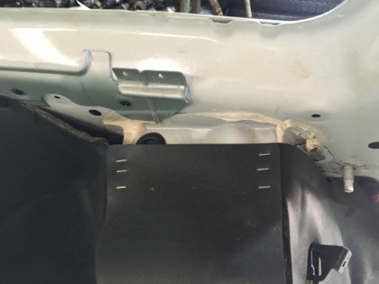 Aleta trasera izquierda SUBARU FORESTER OEM 51402FC052 SF5 SF9 SF 2000 white 51E