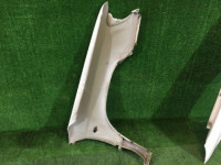 บังโคลนหน้าซ้าย SUBARU FORESTER OEM 57120FC010 SF5 SF9 SF 2000 white 51E