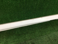 ชายบันไดซ้าย SUBARU FORESTER OEM 91057FC090 SF9, SF5 2000 white 51E