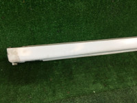 ชายบันไดซ้าย SUBARU FORESTER OEM 91057FC090 SF9, SF5 2000 white 51E