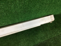 ชายบันไดขวา SUBARU FORESTER OEM 91057FC080 SF9, SF5 2000 white 51E