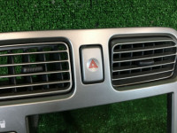Marco embellecedor de la radio блок климата SUBARU FORESTER OEM 72311SA000 72311SA002 SG5 2004 silver 01G