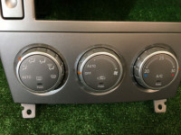 Marco embellecedor de la radio блок климата SUBARU FORESTER OEM 72311SA000 72311SA002 SG5 2004 silver 01G