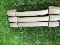 มือจับเพดาน SUBARU FORESTER OEM 92040FC002ES 92040FC002NE SG5 2004 silver 01G