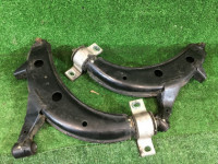 ปีกนกหน้า SUBARU FORESTER OEM 20202SA000 20202SA010 SG5 2004 EJ202